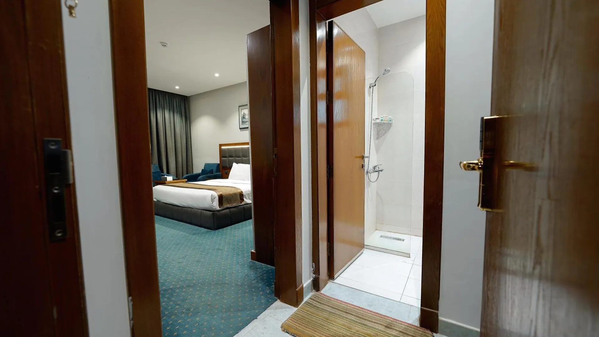Celine Home Serviced Apartment -Tuwaiq Rijad Hotel apartamentowy